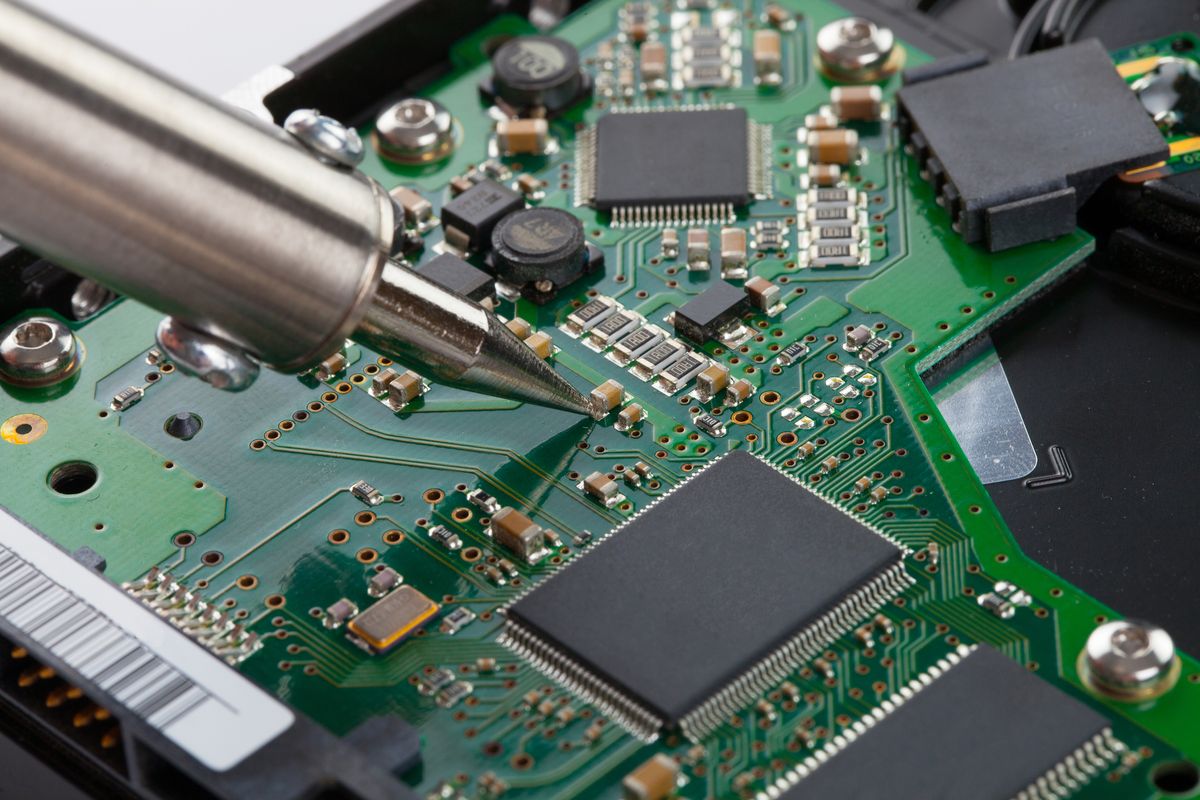 formatronic : fabrication de circuits imprimés aluminium SMI